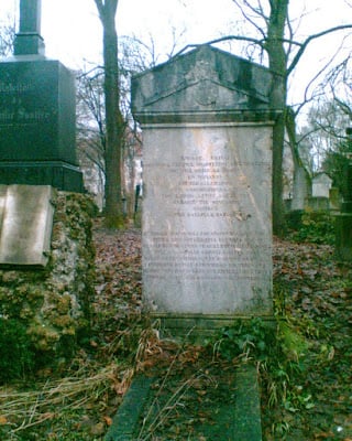 τάφος του Λεωνίδα Ανδρούτσου υιού του Οδυσσέα στο Μόναχο